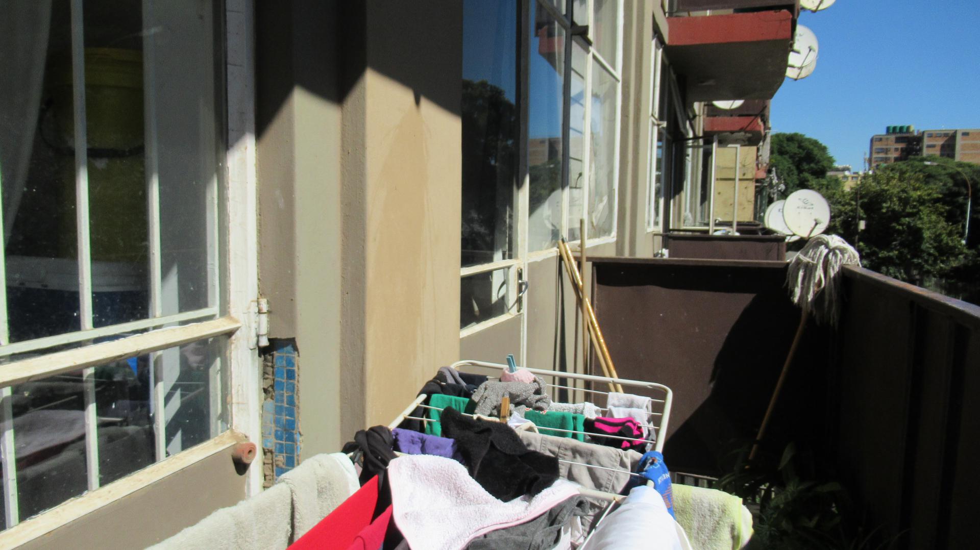 Balcony - 4 square meters of property in Berea - JHB