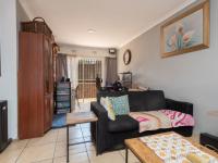  of property in Glenvista