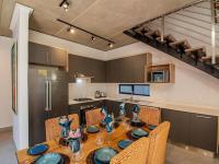  of property in Menlo Park