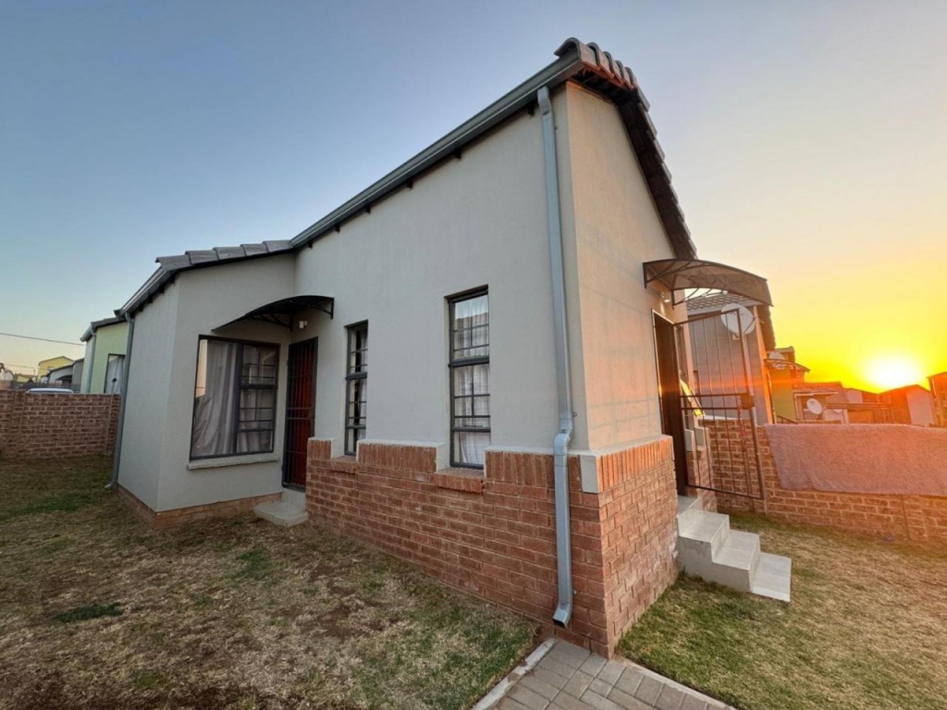  of property in South Hills