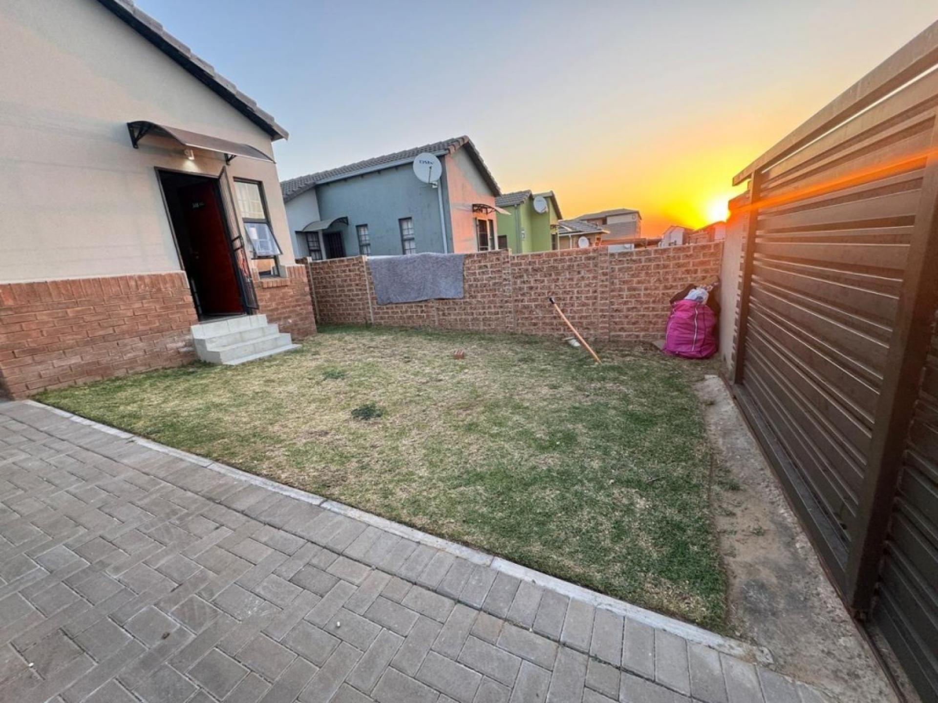  of property in South Hills