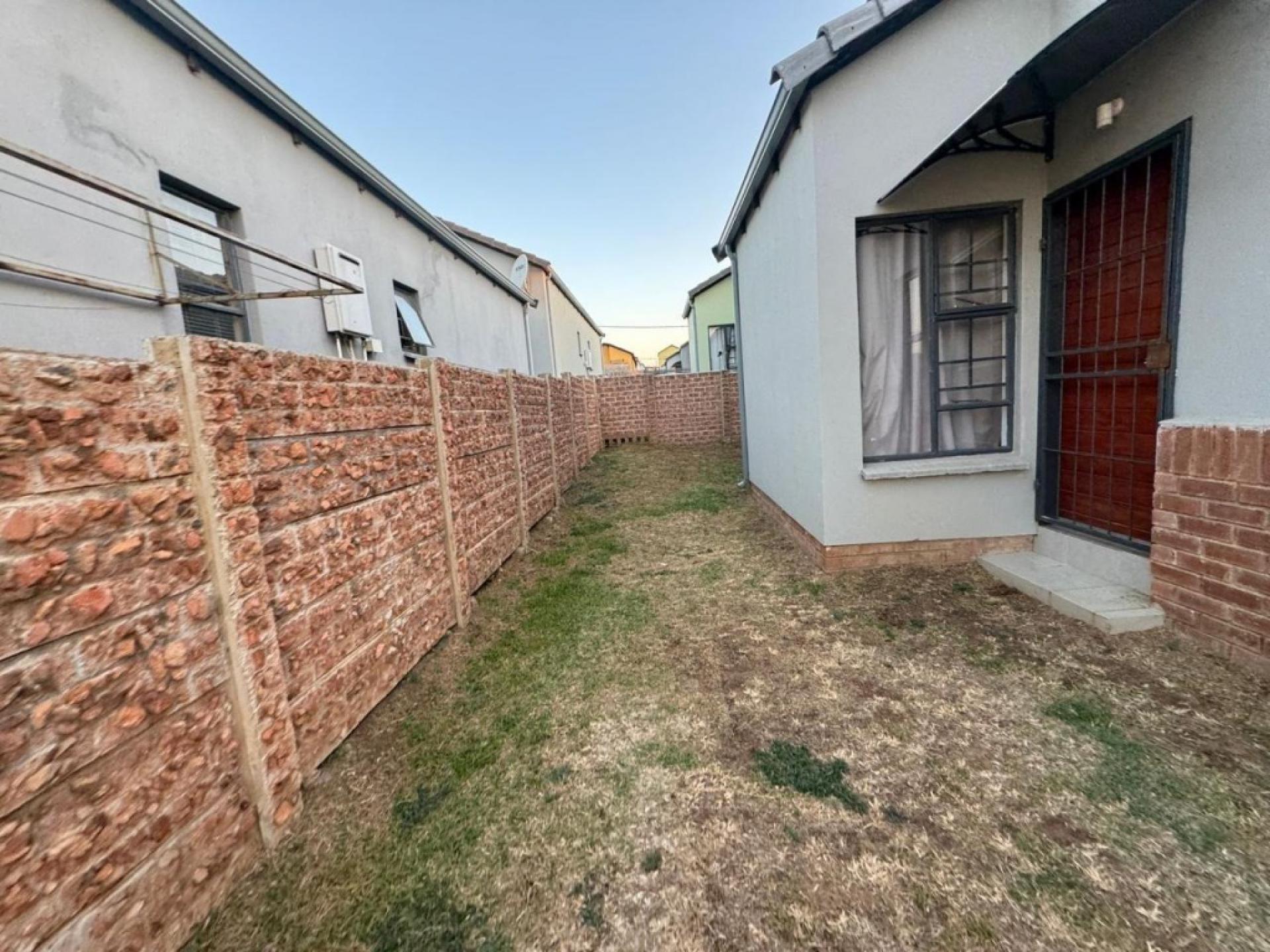  of property in South Hills