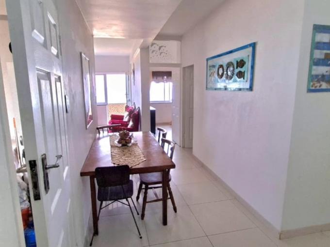 3 Bedroom Apartment for Sale For Sale in Amanzimtoti  - MR693764