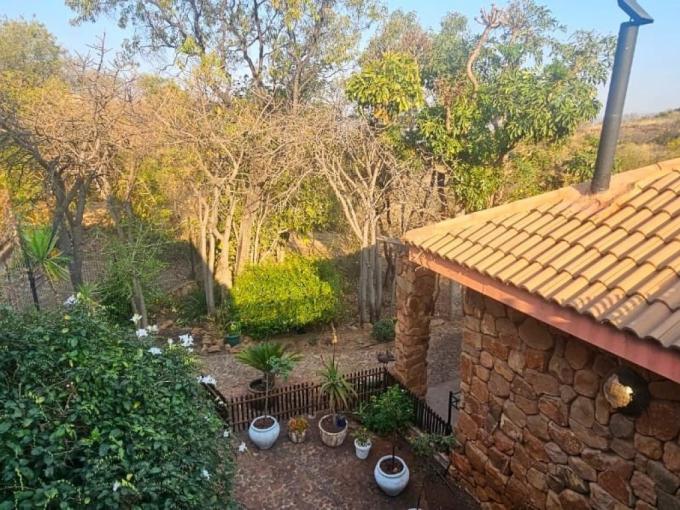 4 Bedroom House for Sale For Sale in Waterkloof (Rustenburg) - MR693767