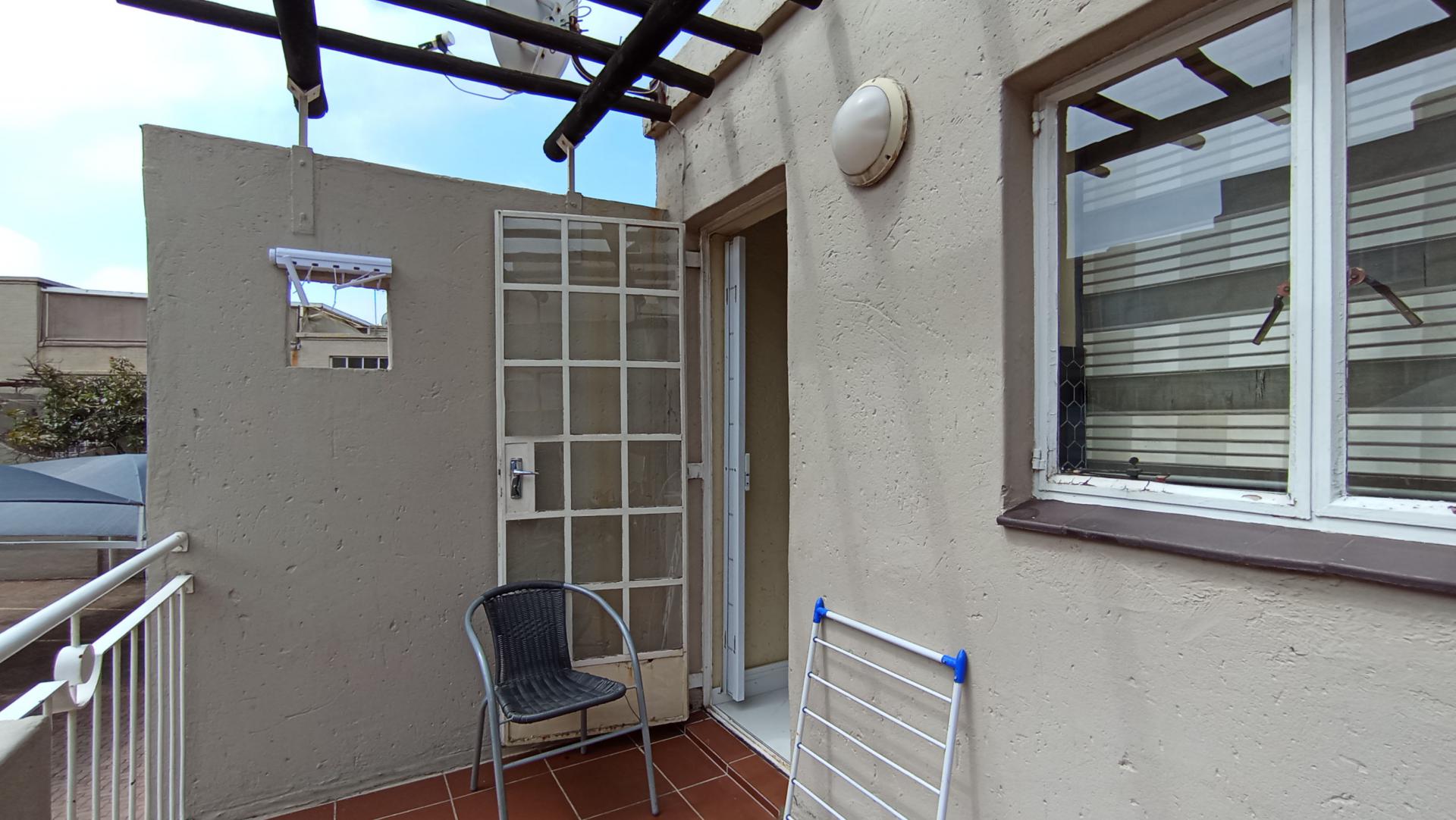 Balcony - 7 square meters of property in Ridgeway