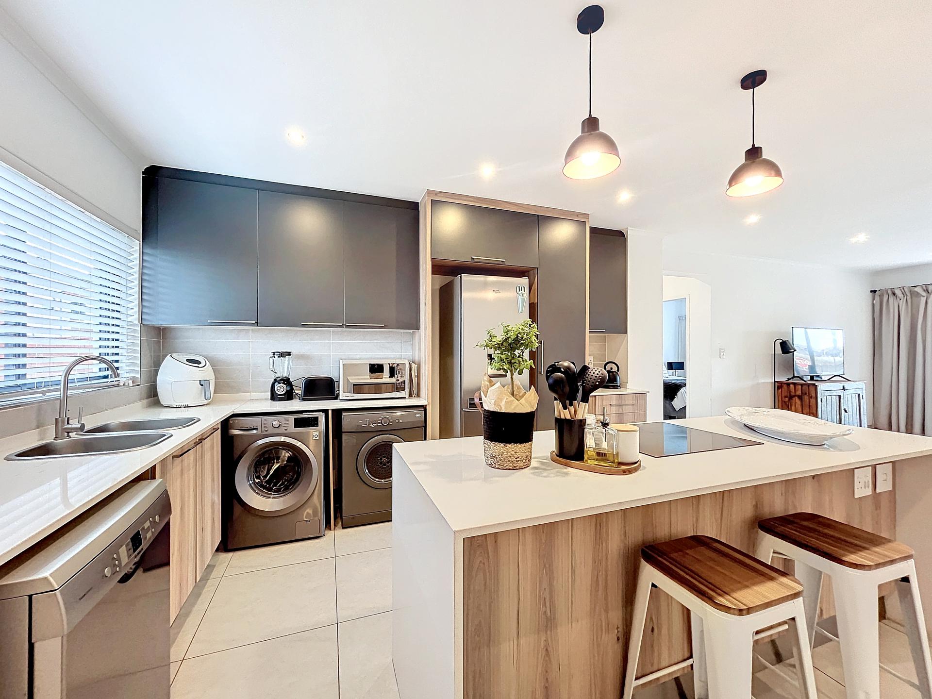  of property in Glen Marais