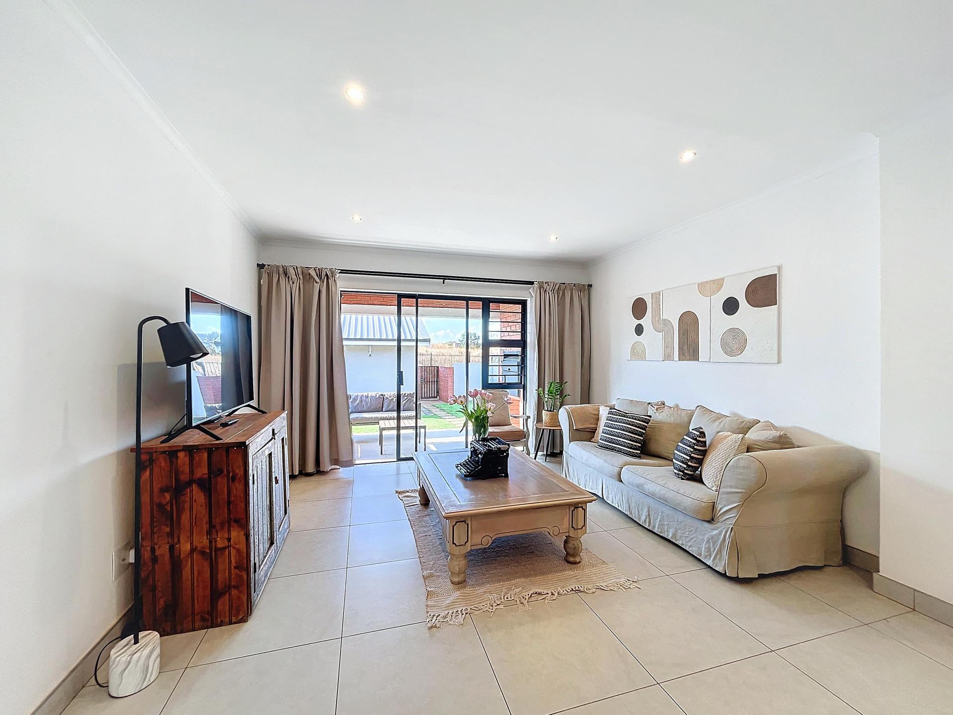  of property in Glen Marais