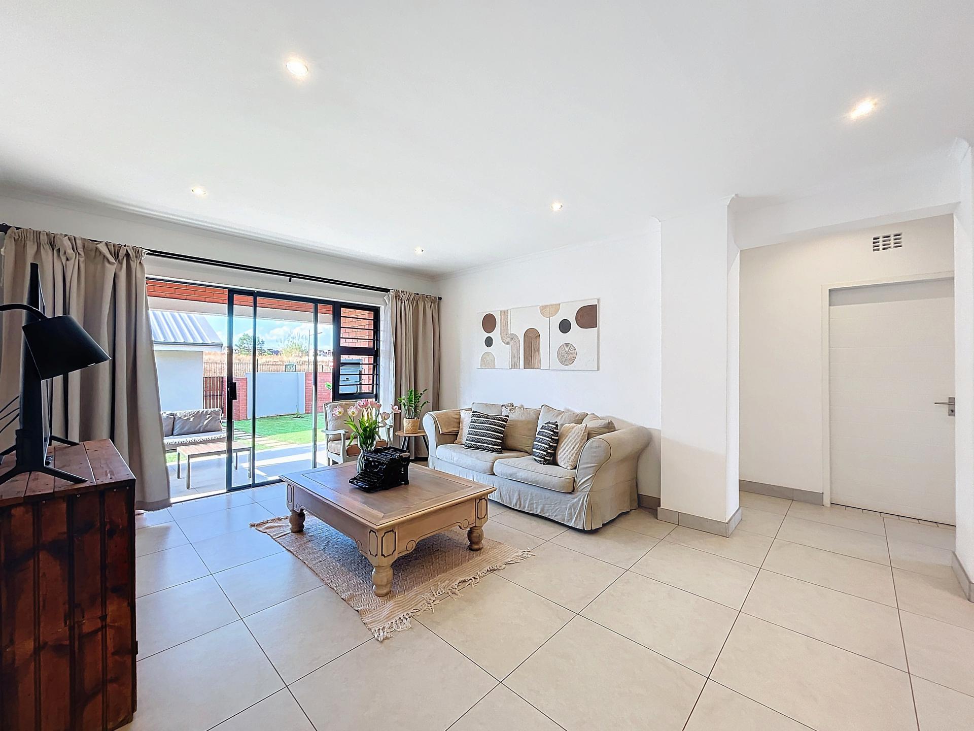  of property in Glen Marais