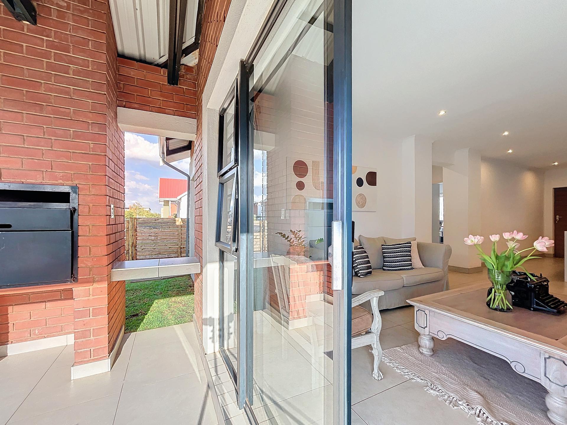  of property in Glen Marais