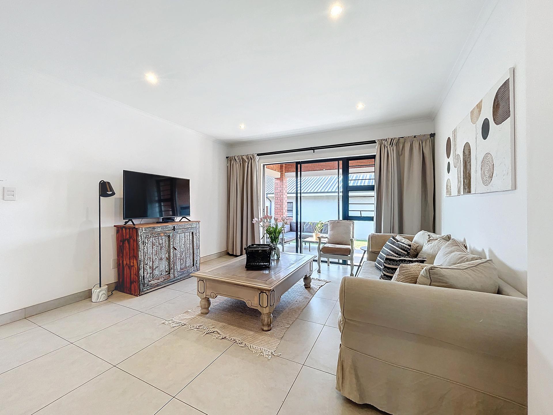  of property in Glen Marais