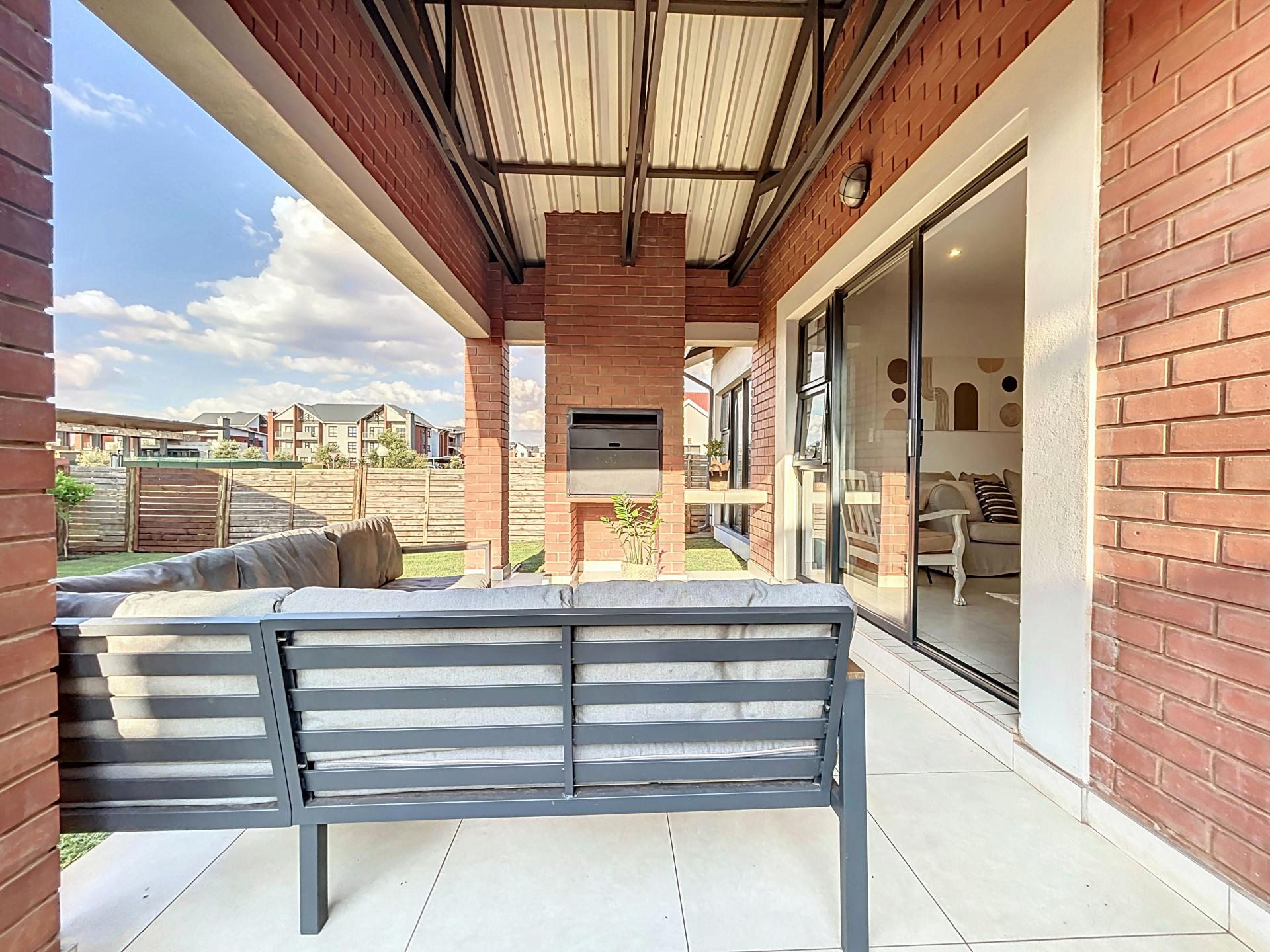  of property in Glen Marais