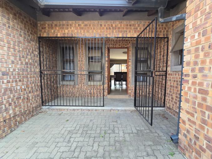 3 Bedroom House for Sale For Sale in Ermelo - MR693810