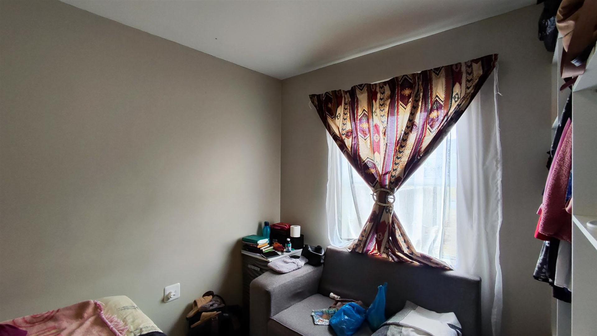 Bed Room 1 - 9 square meters of property in Selcourt