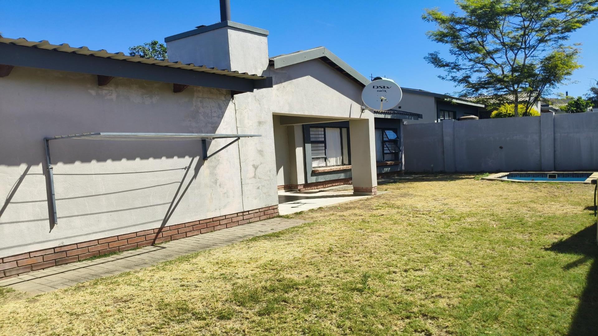 Backyard of property in Waterkloof (Rustenburg)