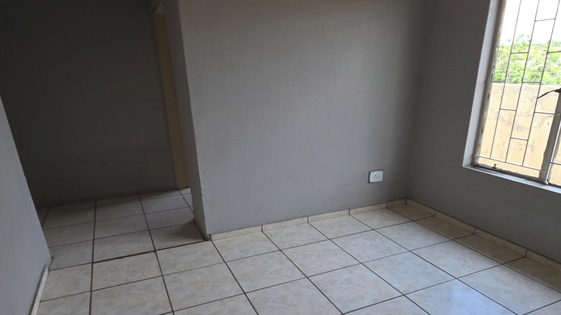 Bed Room 3 of property in Duvha Park