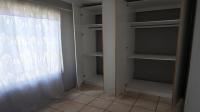 Bed Room 1 of property in Duvha Park