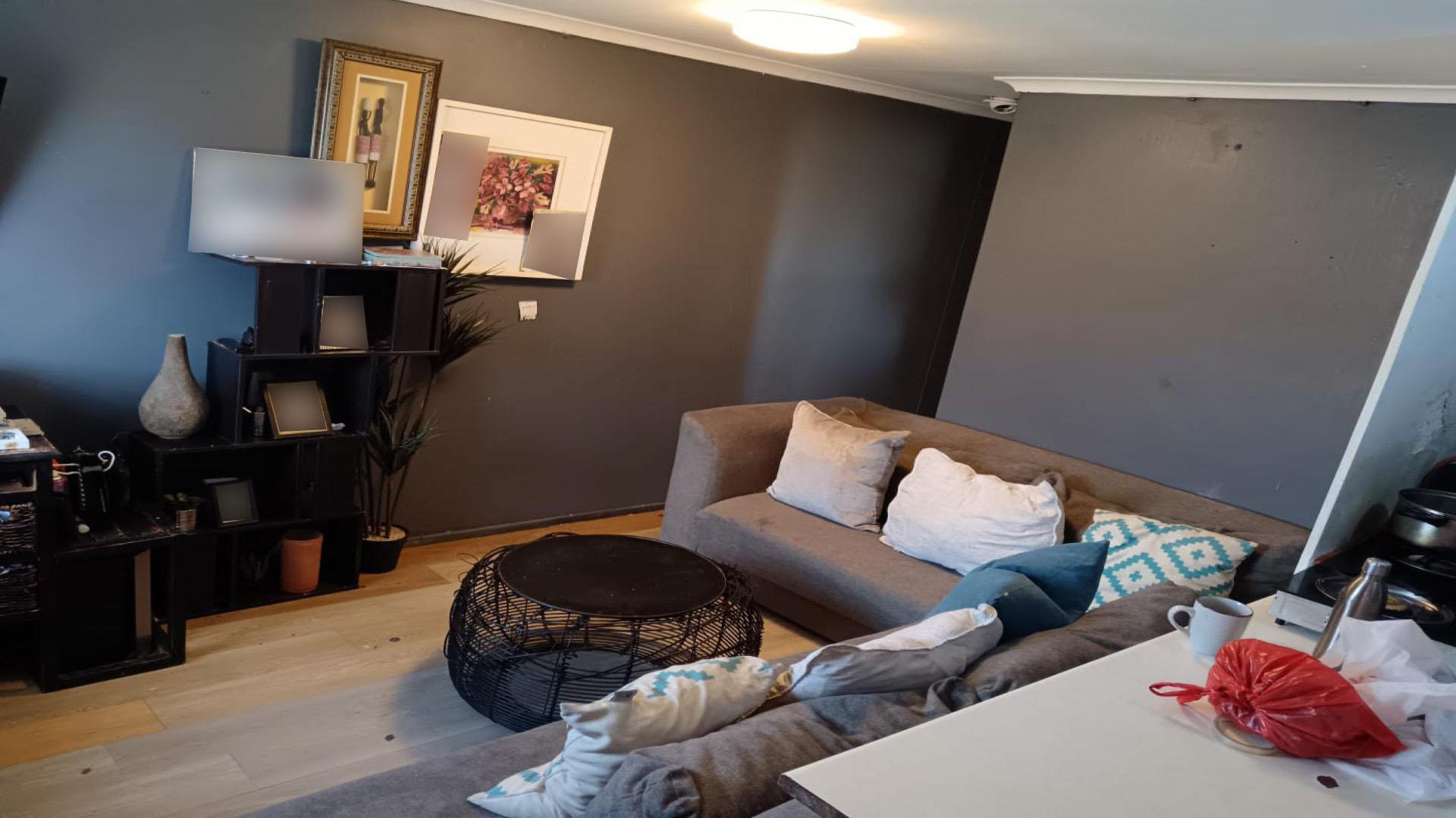 Lounges of property in Phoenix (Milnerton)