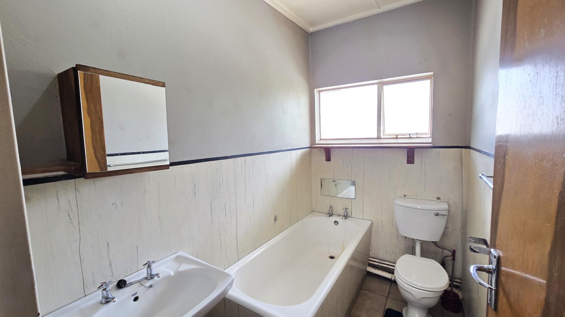 Bathroom 1 of property in Navalsig