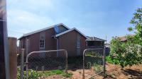 Front View of property in Savanna City
