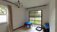 Dining Room - 13 square meters of property in Sunninghill