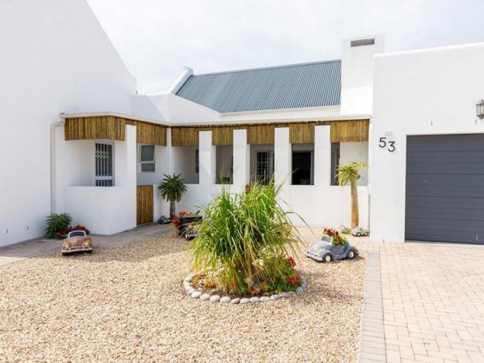 3 Bedroom House for Sale For Sale in Britannia Bay - MR693867