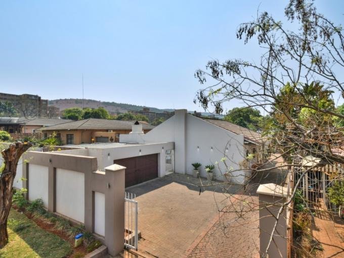4 Bedroom House for Sale For Sale in Wonderboom South - MR693885