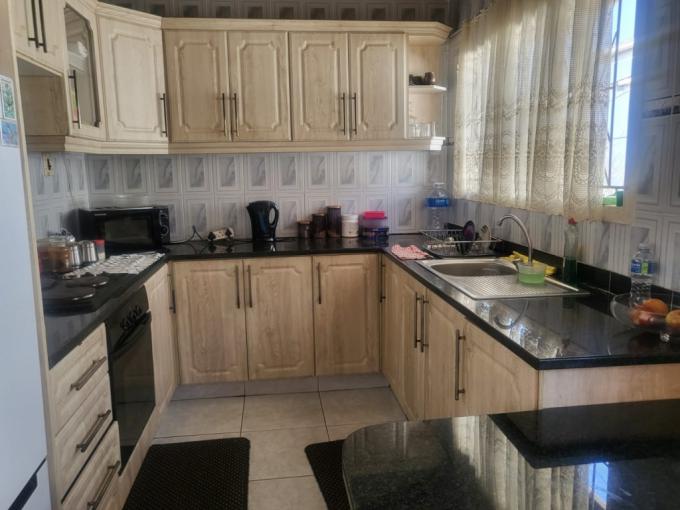 3 Bedroom House for Sale For Sale in Shallcross  - MR693901