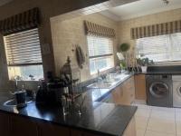  of property in Glenvista