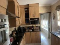  of property in Glenvista