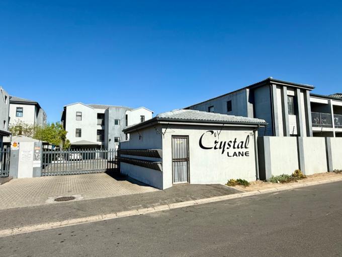 3 Bedroom Apartment for Sale For Sale in Parklands - MR693982