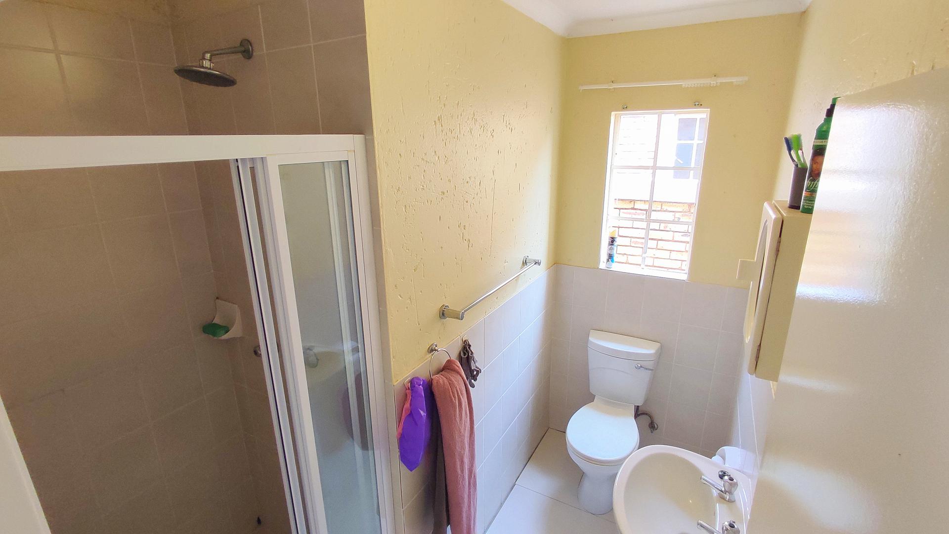  of property in Heuwelsig Estate