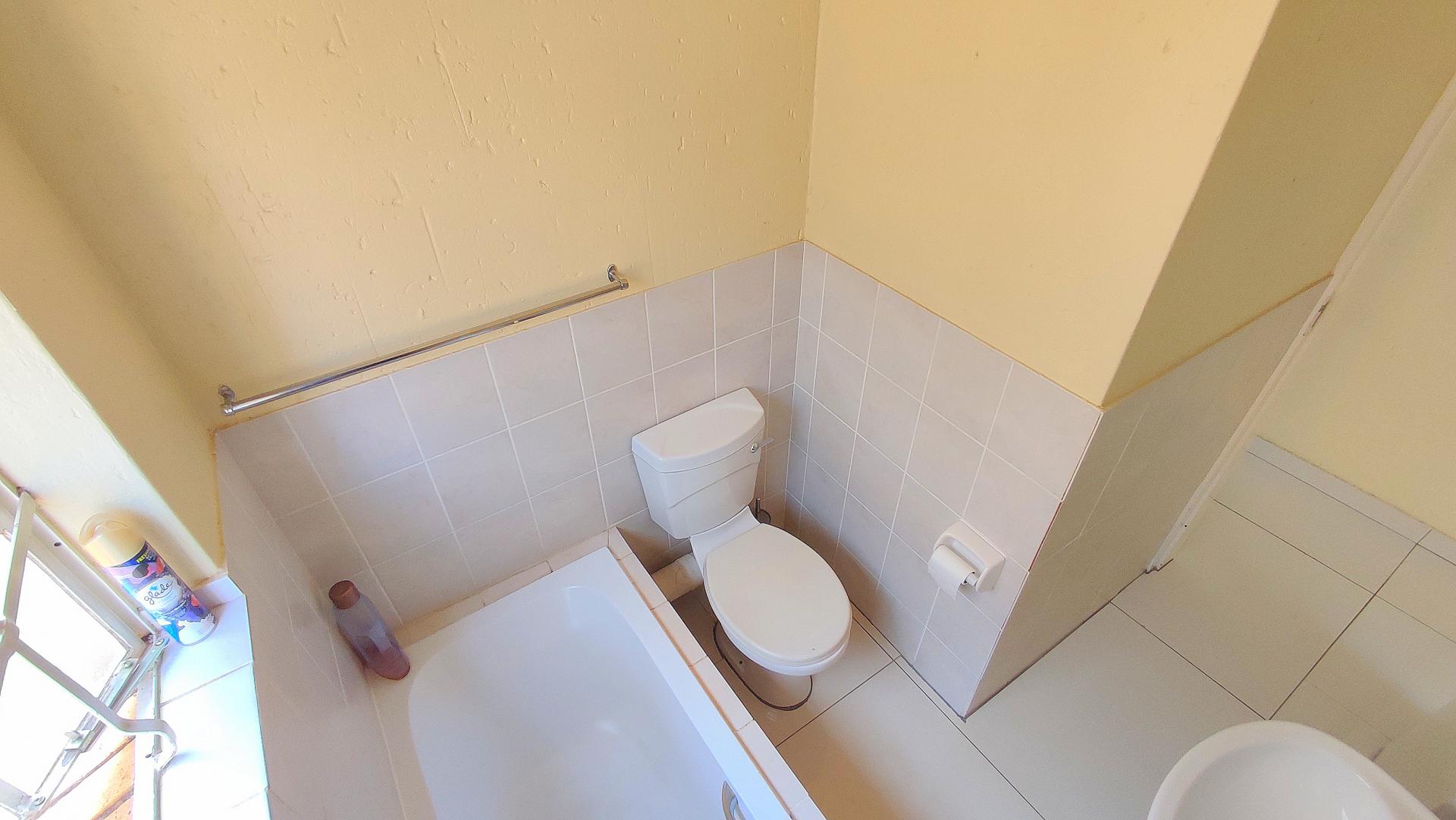  of property in Heuwelsig Estate