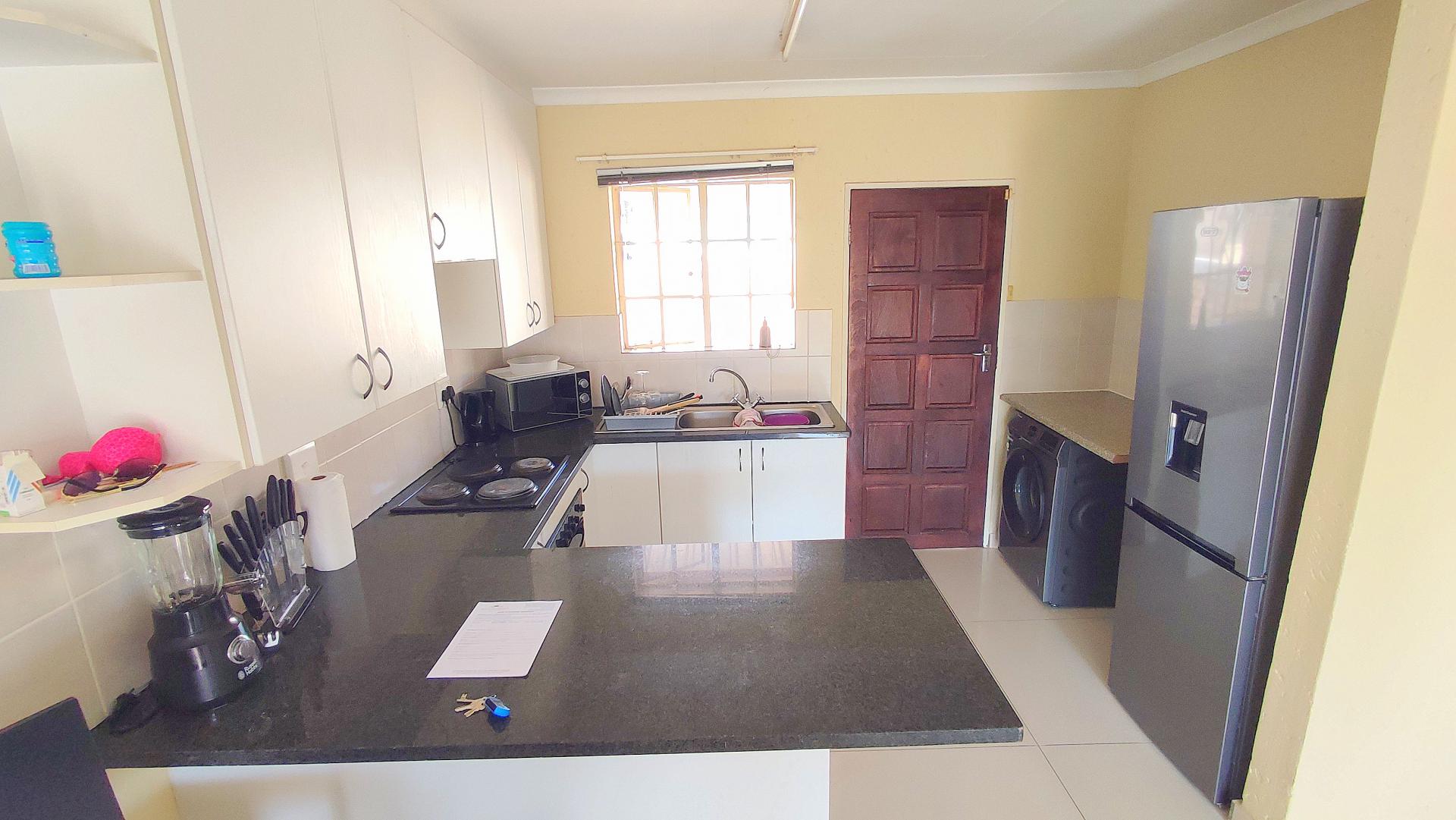  of property in Heuwelsig Estate