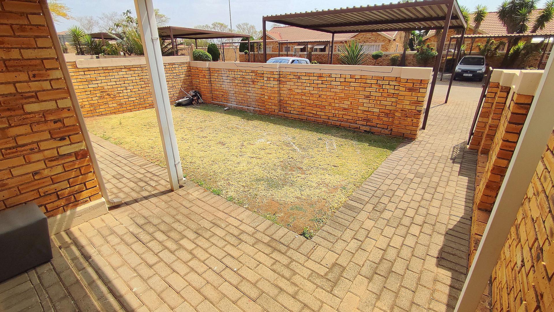  of property in Heuwelsig Estate