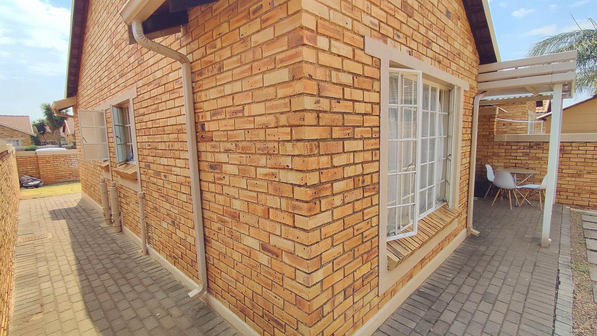  of property in Heuwelsig Estate