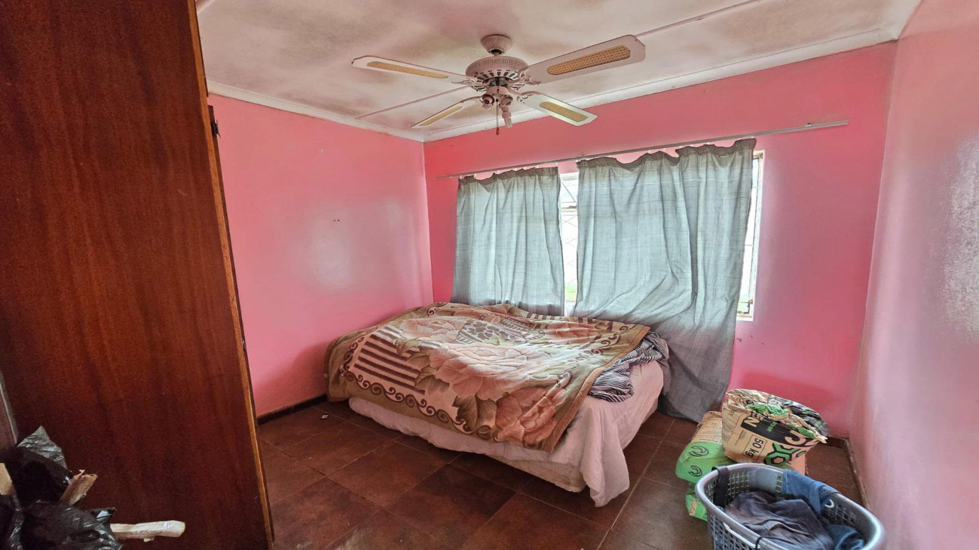 Bed Room 2 of property in Tyutyu North