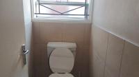 Bathroom 1 of property in Emalahleni (Witbank) 