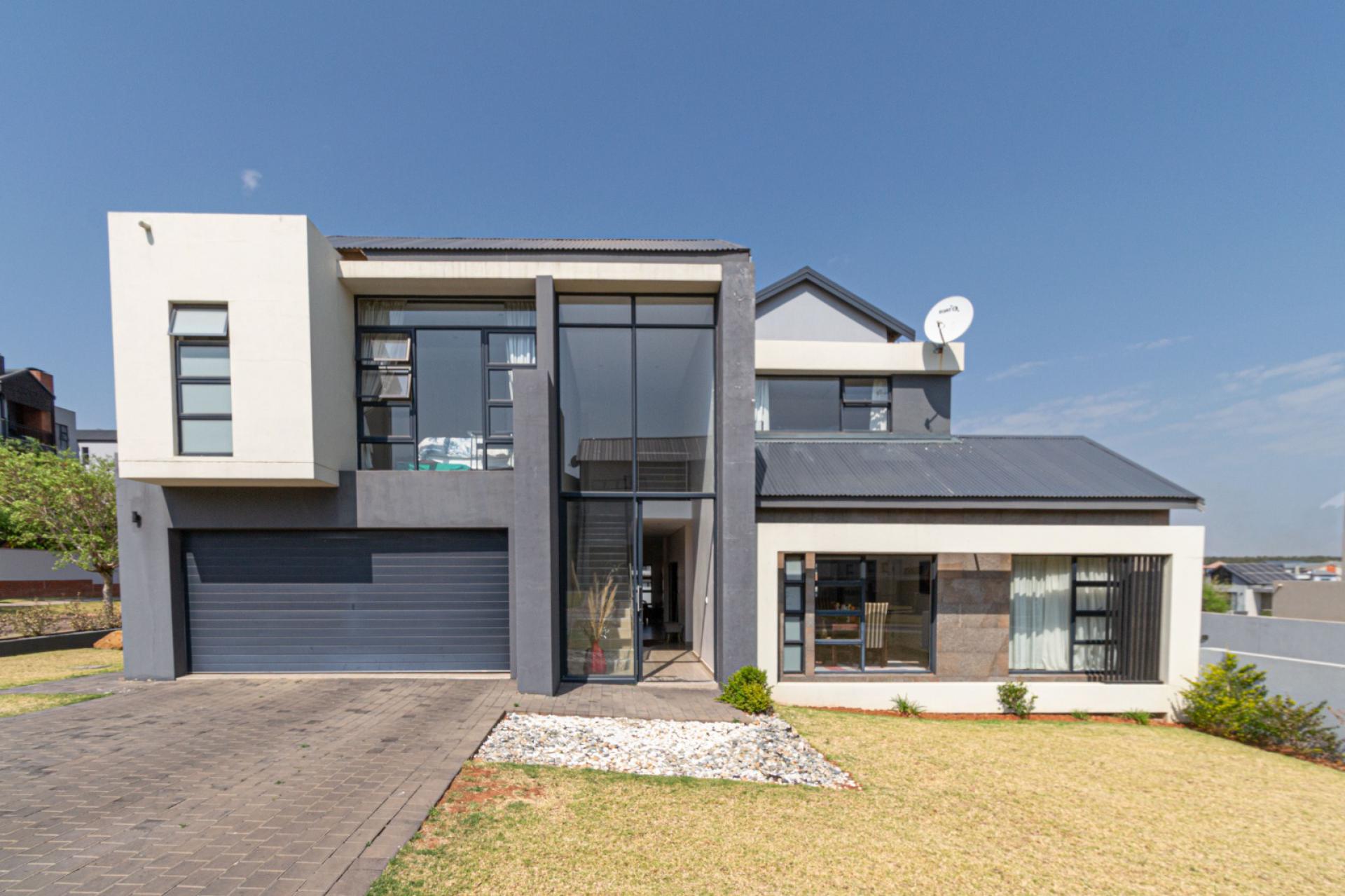  of property in The Hills