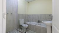 Bathroom 1 - 6 square meters of property in Chase Valley