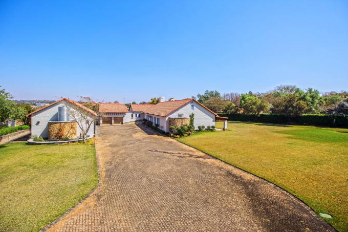 6 Bedroom House for Sale For Sale in Zwavelpoort - MR694005