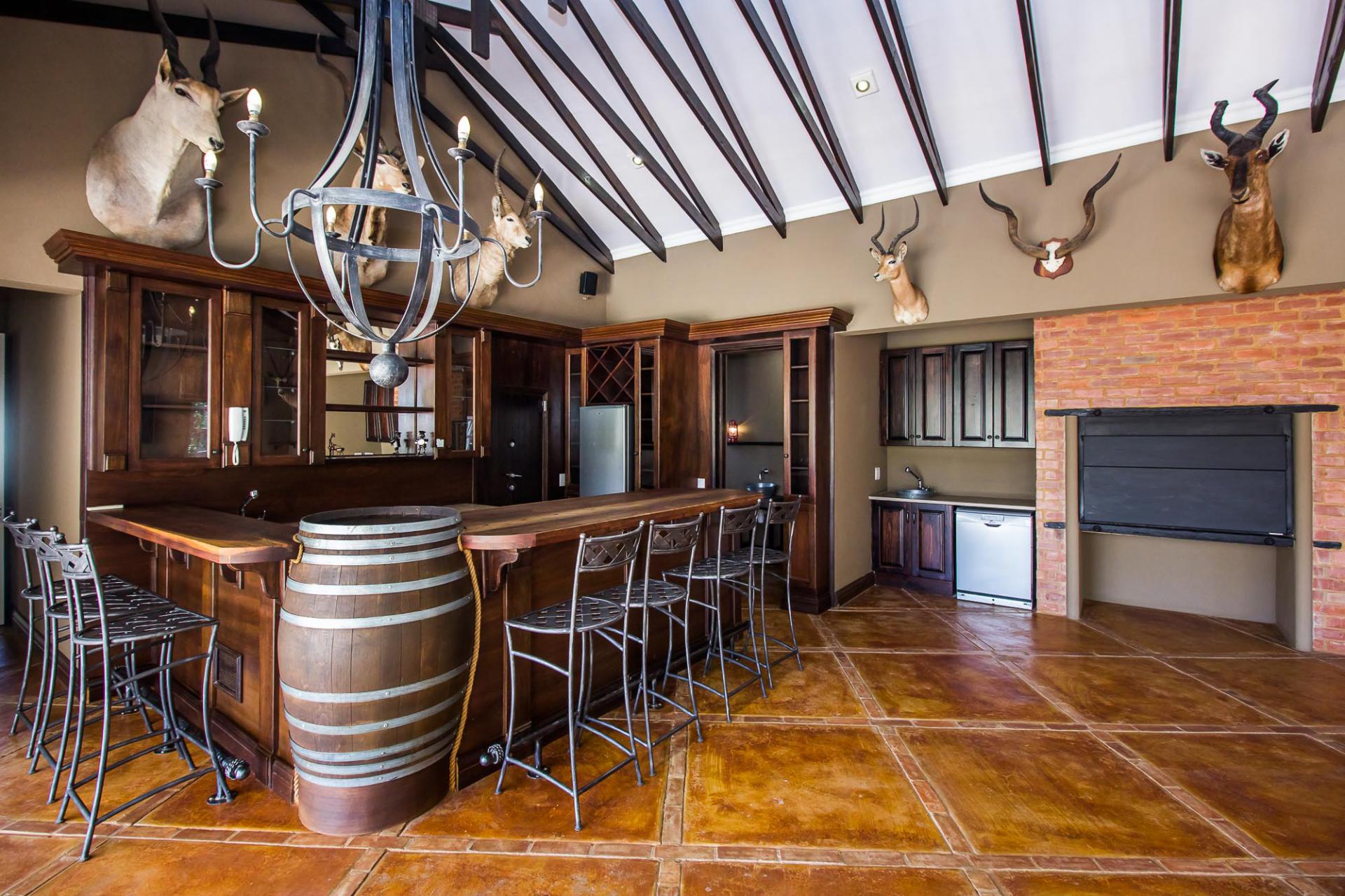  of property in Zwavelpoort