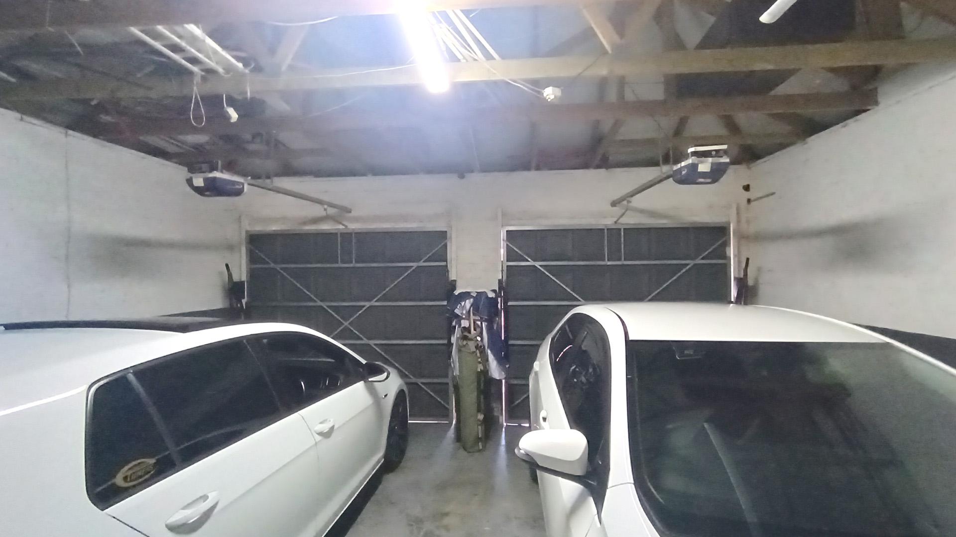 Garage - 33 square meters of property in Kuils River