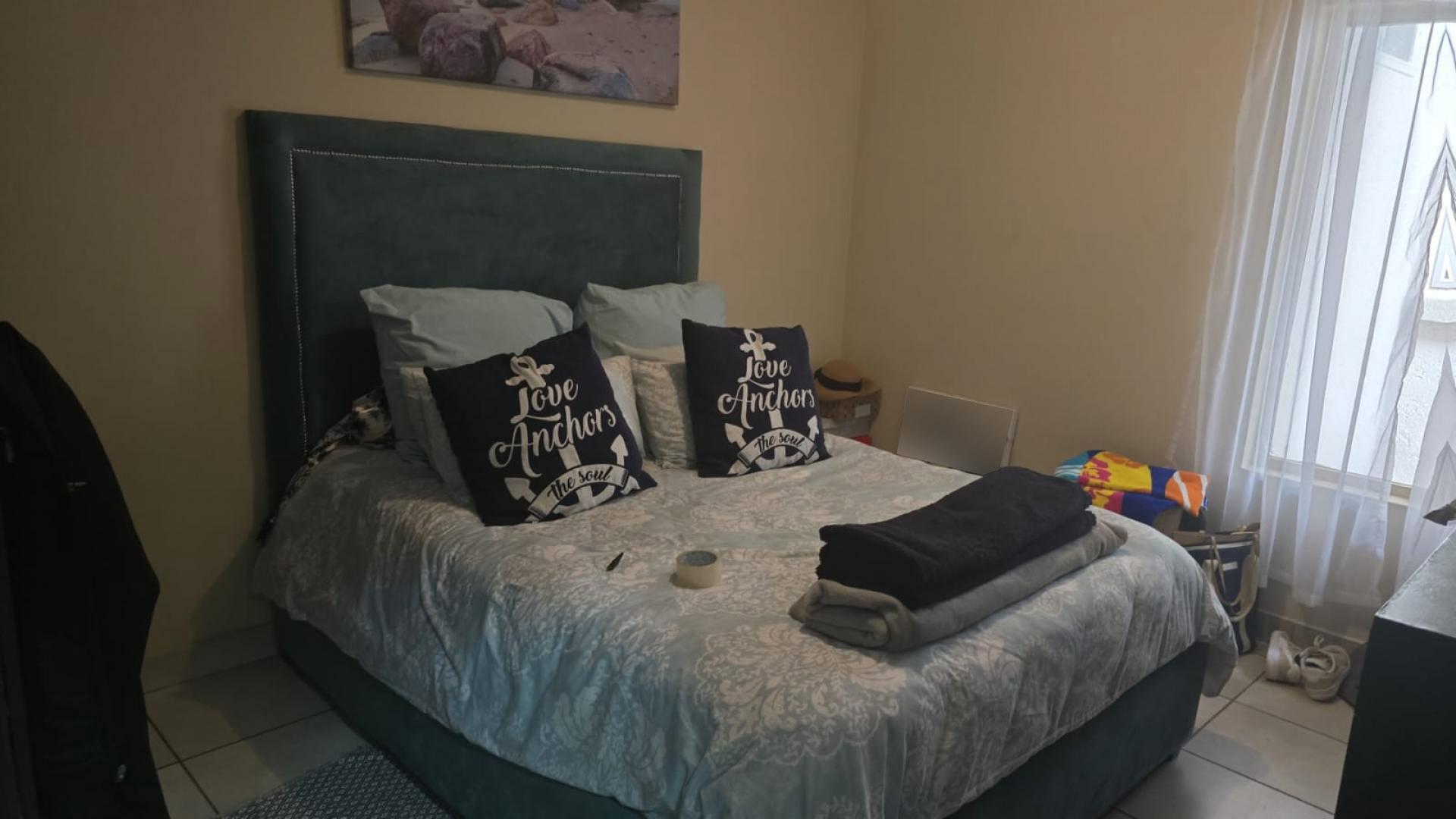 Bed Room 2 of property in Midrand