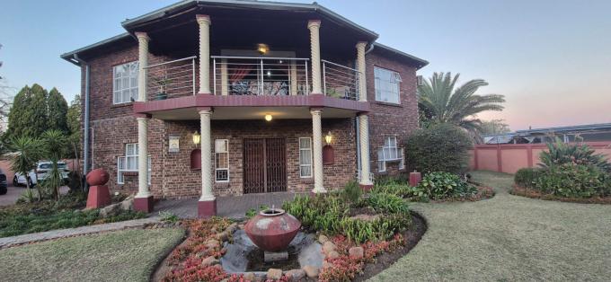 9 Bedroom House for Sale For Sale in Newcastle - MR694042