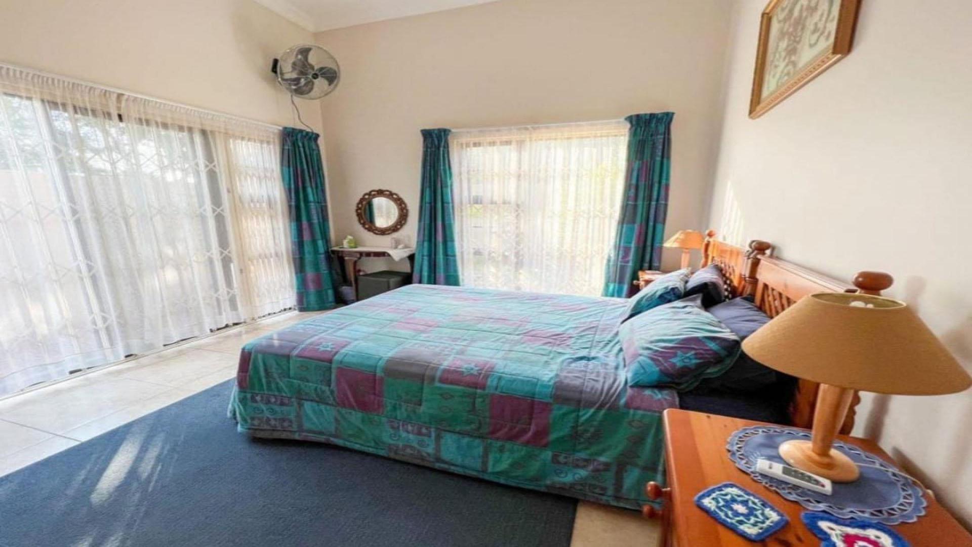 Bed Room 1 of property in Kosmos