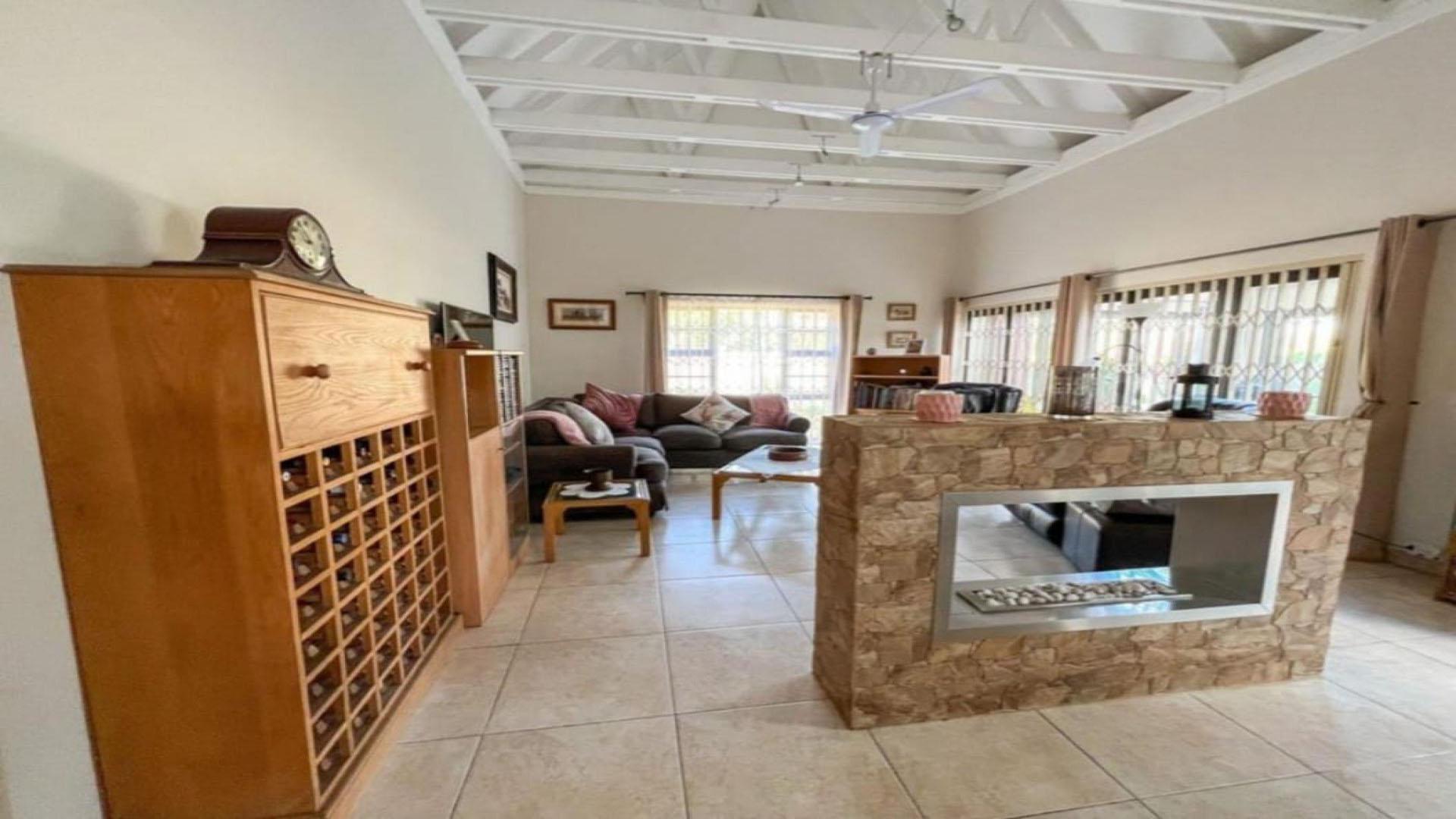 Spaces of property in Kosmos