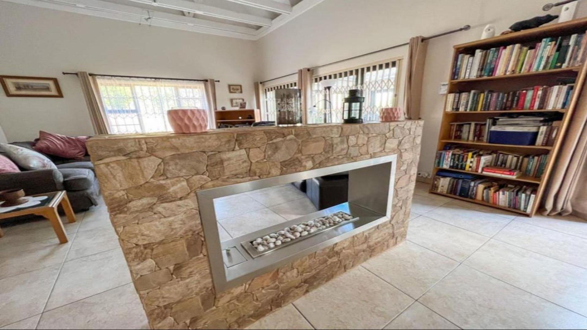 Spaces of property in Kosmos