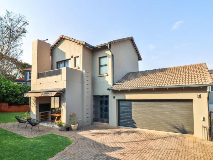 3 Bedroom House for Sale For Sale in Faerie Glen - MR694068