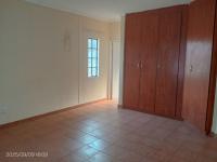  of property in Geelhoutpark