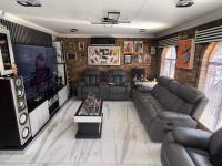  of property in Brackenhurst